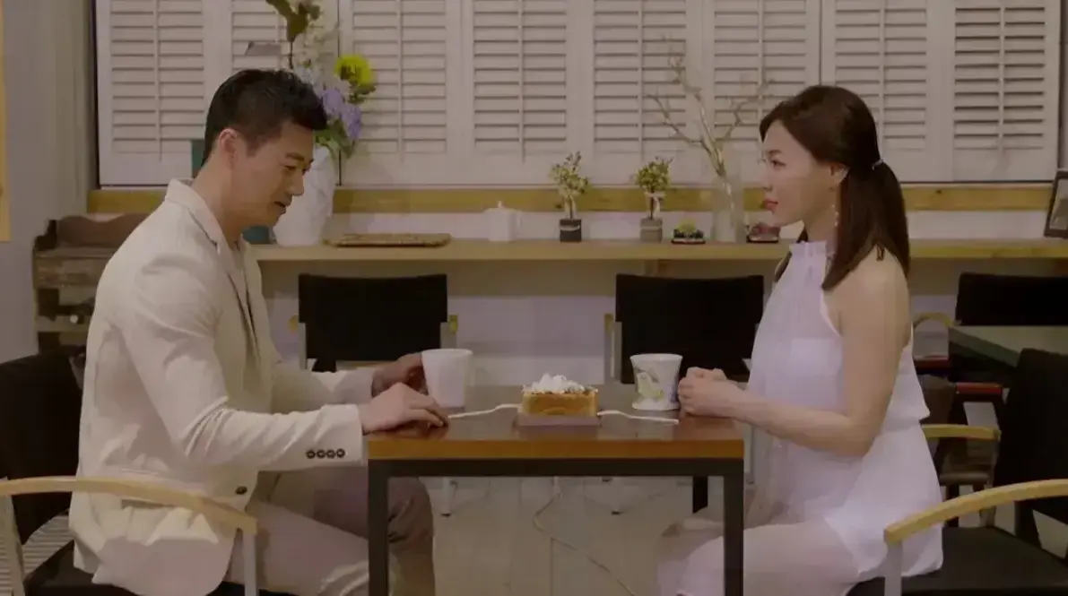 韩国电影《邻居家妻子》未删减1080P韩语中字，我邻居的老婆高清资源，邻里情感越界之作，百度网盘夸克迅雷下载-在线观看完整版