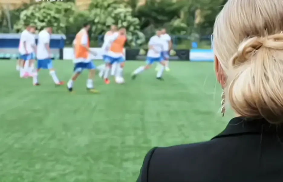 法国电影《footballersmoms》足球队的女老板们高清完整版-Footballers'Moms免费在线观看全集